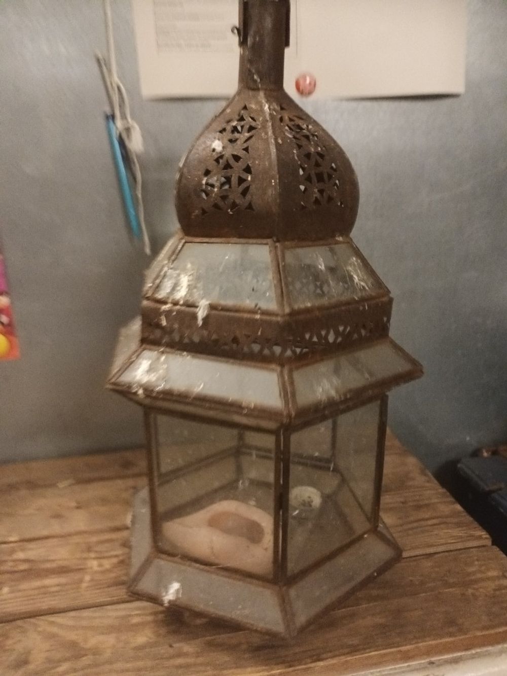 Lanterne décorative à remettre en état 