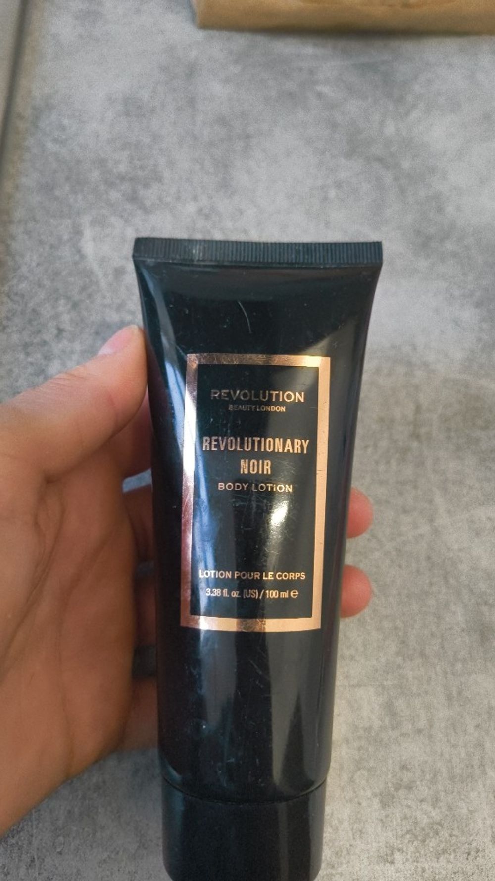 Lotion pour le corps Revolution Revolutionary Noir