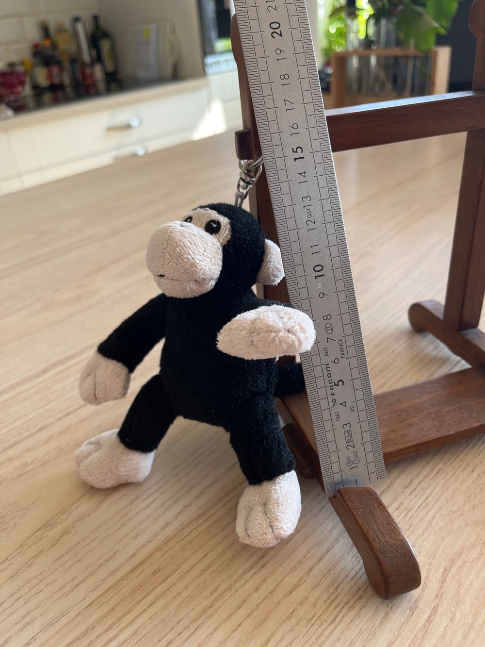 Porte-clefs singe en peluche